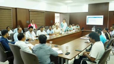 ಬಳ್ಳಾರಿ: ಡಿಸಿ ಕಚೇರಿಯಲ್ಲಿ ಜಿಲ್ಲಾ ಟಾಸ್ಕ್ ಫೋರ್ಸ್ ಸಭೆಯಲ್ಲಿ ಡಿಸಿ ನಾಗೇಂದ್ರ ಪ್ರಸಾದ್ ಹೇಳಿಕೆ ಮಾ.11ರಿಂದ ಜಿಲ್ಲೆಯಲ್ಲಿ ಎಚ್ಪಿವಿ ಲಸಿಕಾ ಅಭಿಯಾನ