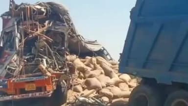 सारंगपुर: सारंगपुर हाईवे पर ट्रक और डंपर की टक्कर, 4 घायल, शाजापुर रेफर