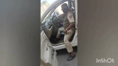 ಮೈಸೂರು: ನಡು ರಸ್ತೆಯಲ್ಲೇ ಪೊಲೀಸರ ಪರಸ್ಪರ ಕಿತ್ತಾಟ: ಸಾರ್ವಜನಿಕರಿಂದ ಛೀಮಾರಿ