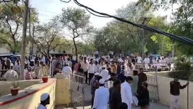 रामगंजमण्डी: सुकेत में पुरानी रंजिश के चलते दो पक्षों में झगड़ा, एक घायल, चार कारों में तोड़फोड़