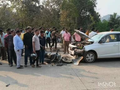 गोंदिया: दुचाकी व कार धडाकेमध्ये युवक गंभीर जखमी