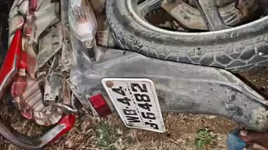 কাশীপুর: ক্রোশজুড়ি-লাড়া রাস্তায় বাইক ও বুলেরো গাড়ির মুখোমুখি ধাক্কায় মৃত্যু ২ জনের