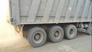 दारव्हा: दारव्हा शहरातील रेल्वेच्या कामामुळे नागरिक त्रस्त, धुळीचा बंदोबस्त करण्याची बहुजन मुक्ती पार्टीची मागणी