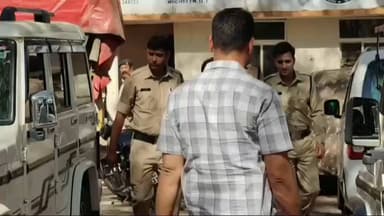 मंदसौर: कोतवाली पुलिस ने जगदीश मंदिर एवं गणेश मंदिर में हुई चोरी का खुलासा किया, 1 आरोपी गिरफ्तार व चोरी का सामान बरामद