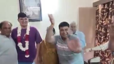 #UPSC टापर अनुज अग्निहोत्री के घर में जश्न,,,
#followersreels #viratvasundhara