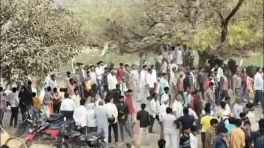 कायमगंज: गांव कलौली महबुल्लापुर निवासी शहीद का पार्थिव शरीर गांव पहुँचा, 4 वर्षीय बेटे ने शहीद पिता को श्रद्धांजलि अर्पित की