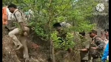 कोचस: होली के दिन से लापता युवक का शव चवरी गांव के पास पानी भरे गड्ढे में मिला, परिजनों ने हत्या की जताई आशंका