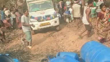 ବାଲିଗୁଡା: ପୁଇସରୁ ଠାରେ ଗଞ୍ଜେଇ ଚଢାଉ ସମୟରେ ଦିର୍ଘ ସମୟ ଧରି ପୁଲିସ କୁ ଅଟକ ରଖିଲେ ଗ୍ରାମବାସୀ