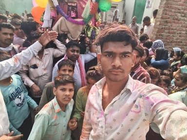 “अम्बियापुर निवासी आदरणीय बाबा श्री चोखे सिंह जी की अंतिम यात्रा में शामिल होकर उन्हें भावभीनी श्रद्धांजलि अर्पित की। ईश...