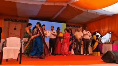 ନୂଆପଡା: ନୂଆପଡାରେ ସୁଭଦ୍ରା ଚତୁର୍ଥ କିସ୍ତି ପ୍ରଦାନ କାର୍ଯ୍ୟକ୍ରମ, ସାମିଲ ହେଲେ ଜିଲ୍ଲାପାଳଙ୍କ ସହ ବରିଷ୍ଠ ଅଧିକାରୀ