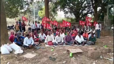 ନୟାଗଡ: ରଣପୁର ଅଞ୍ଚଳରେ ବିଶ୍ୱ ମହିଳା ଦିବସ ଉପଲକ୍ଷେ ମହିଳାଙ୍କୁ ସଚେତନ କରାଇବା ଉଦ୍ୟସରେ ଶୋଭାଯାତ୍ରା କାର୍ଯ୍ୟକ୍ରମ ଅନୁଷ୍ଠିତ