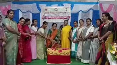 ಗುಳೇದಗುಡ್ಡ: ಭಾರತೀಯ ಪರಂಪರೆಯಲ್ಲಿ ನಾರಿ ಶಕ್ತಿಗೆ ವಿಶಿಷ್ಟ ಗೌರವ : ಪಟ್ಟಣದಲ್ಲಿ ರಾಷ್ಟ್ರ ಪ್ರಶಸ್ತಿ ಪುರಸ್ಕೃತ ಶಿಕ್ಷಕಿ ಡಾ. ಶಾಂತಾ ಕರಡಿಗುಡ್ಡ