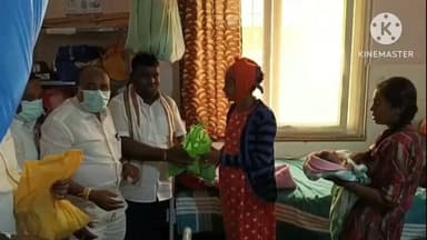 ದೊಡ್ಡಬಳ್ಳಾಪುರ: ಕೆ ಎಚ್ ಮುನಿಯಪ್ಪ ಸಿಎಂ ಆಗಲಿ : ನಗರದ ಸಾರ್ವಜನಿಕ ಆಸ್ಪತ್ರೆಯಲ್ಲಿ ಶ್ರೀ ಕ್ಷೇತ್ರ ಘಾಟಿ ಪ್ರಾಧಿಕಾರದ ಸದಸ್ಯ ಮಹೇಶ್ ಕುಮಾರ್