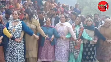 फाग मेले के अंतिम दिन पुरुष व महिलाओं ने अपनी पारंपरिक वेशभूषा सहित तथा जनता ने भी नाटी में लिया झूमने का आनंद
#kulluto...