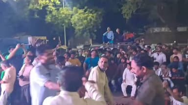 सोहागपुर: भारत ने न्यूजीलैंड को हराकर T20 वर्ल्ड कप पर किया कब्जा, सोहागपुर में देर रात तक मनाया गया जश्न