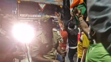 ಬೆಳಗಾವಿ: ವಿಶ್ವಕಪ್ ಟಿ20 ಪೈನಲ್ ನಲ್ಲಿ ಗೆಲುವು ಹಿನ್ನೆಲೆ ನಗರದಲ್ಲಿ ಕುಣಿದು ಕುಪ್ಪಳಿಸಿದ ಜನ