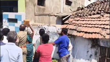 பாலக்கோடு: மாரண்டஅள்ளியில் ஆளும் கட்சியின் அழுத்ததால் மூதாட்டியின் வீட்டை இடிக்க சென்ற அதிகாரிகள் - மூதாட்டி தீக்குளிக்க முயன்றதால் பரபரப்பு