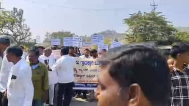 ಗಂಗಾವತಿ: ಬಸವನದುರ್ಗಾ ಗ್ರಾಮವನ್ನು ಕಂದಾಯ ಗ್ರಾಮವನ್ನಾಗಿ ಘೋಷಣೆಗೆ ಗ್ರಾಮದಿಂದ ಪಾದಯಾತ್ರೆ ಆರಂಭ