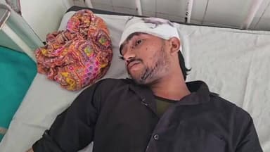 सागर नगर: सागर बस स्टैंड पर यात्री पर हमला, बदमाशों ने डंडों से पीटा, बुंदेलखंड मेडिकल कॉलेज में भर्ती