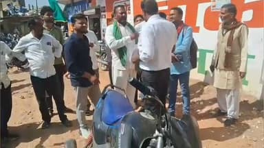 पन्ना: अजयगढ़ एसबीआई में ग्राहक से बदसलूकी, किसान ने बैंक कर्मचारी के खिलाफ खोला मोर्चा, कानूनी कार्रवाई की मांग