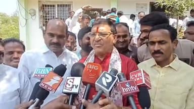 ఆర్మూర్: హిందూ, క్రిస్టియన్స్, ముస్లిమ్స్ అందరూ మతాలను కాకుండా దేశాన్ని ప్రేమించాలి: ఆర్మూర్ ఎమ్మెల్యే పైడి రాకేష్ రెడ్డి వెల్లడి