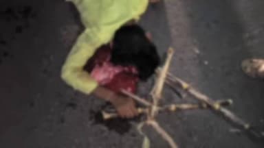 திருப்பத்தூர்: அண்ணாநகர் பெட்ரோல் பங்க் எதிரில் சாலையை கடக்க முயன்ற சிறுவன்-கரும்பு லோடு ஏற்றி வந்த டிராக்டர் மோதியதில் சிறுவன் சம்பவ இடத்திலேயே பலி