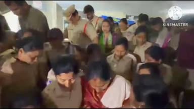 ఖమ్మం అర్బన్: ఖమ్మంలో జాగృతి అధ్యక్షురాలు కవిత నిరవధిక దీక్షను భగ్నం చేసిన పోలీసులు