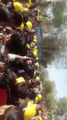 chanderiya jhingaat per majduron dwara dharna pradarshan