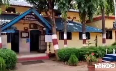 अर्जुनी मोरगाव: साई श्रद्धा लॉन जवळील दुर्गा मंदिर तावशी समोर डांबरी रोडवर पायी फिरत असलेल्या 40वर्षीय इसमाला अज्ञात वाहनाने दिली धडक