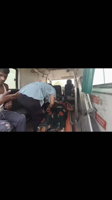 थाना अमृतपुर क्षेत्र में एक अज्ञात बोलेरो वाहन की टक्कर से बाइक सवार आशा कर्मी समेत दो लोग घायल हो गए। हादसे के बाद मौके...