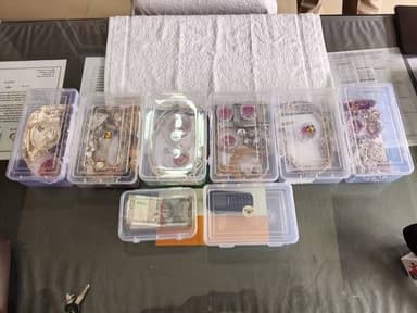 मऊ शहर कोतवाली पुलिस ने चोरी का 37 लाख के सोने और चांदी के आभूषण समेत नगदी किया बरामद शातिर चोर देवरिया का रहने वाला
#M...