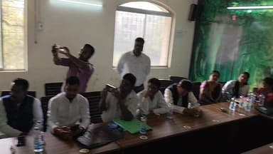 झूमरी तिलैया नगर परिषद के निर्विरोध निर्वाचित हुए मनोहर राम