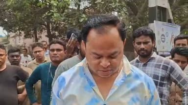 সিউড়ি ১: হাটজন বাজারের রেলগেট অনির্দিষ্টকালের জন্য বন্ধ করে দেওয়া প্রসঙ্গে একাধিক মন্তব্য করলেন স্থানীয় তৃণমূল নেতা পবিত্র দাস