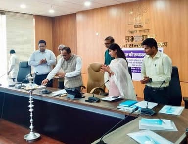 जनगणना–2027 के प्रथम चरण हेतु जिला स्तरीय तीन दिवसीय प्रशिक्षण कार्यक्रम का शुभारम्भ
पटना, दिनांक 11.03.2026 : जनगणना–...