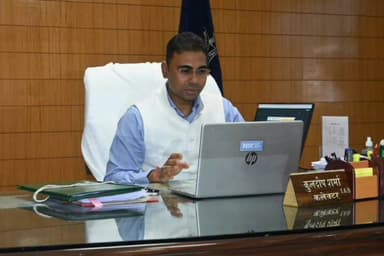 बलौदाबाज़ार: कलेक्टर ने ऑनलाइन बैठक में अधिकारियों को अग्निवीर भर्ती के लिए अधिक से अधिक युवाओं को प्रेरित करने पर जोर दिया