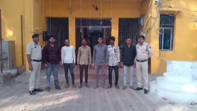 बलौदाबाज़ार: सिटी कोतवाली पुलिस थाना में घर में घुसकर जान से मारने की धमकी देते हुए फावड़े से वार कर गंभीर चोट पहुंचाने वाले 6 आरोपी