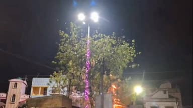 সিউড়ি ২: সিউড়ি সহ একাধিক এলাকায় ঝড়ো হাওয়া ও বৃষ্টি শুরু হয়েছে, আলিপুর আবহাওয়া দপ্তরের পক্ষ থেকে আগেই ঘোষণা করা হয়েছিল