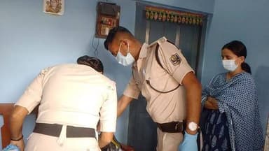 पॉलिटेक्निक छात्र की संदिग्ध मौत से सनसनी, कमरे में पंखे से लटका मिला शव
कटिहार सहायक थाना क्षेत्र के भेड़िया रहिका में...