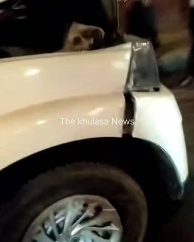 झाँसी:डायल 112 से भिड़ी बीजेपी झंडा लगी स्कॉर्पियो, जोरदार टक्कर से मचा हड़कंप,नवाबाद थाना क्षेत्र का मामला #JhansiPolic...