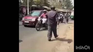 କଟକ ସଦର: ଜଗତପୁର ଅଞ୍ଚଳରେ ଜଣେ ବ୍ୟକ୍ତି ହାତରେ ଛୁରୀ ଧରି ଜଣଙ୍କୁ ଆକ୍ରମଣ କରିବାକୁ ଯିବା ସମୟରେ ଭିଡିଓ ସୋସିଆଲ ମିଡିଆରେ ଭାଇରାଲ
#viralvideos