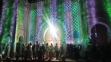 ਕਪੂਰਥਲਾ: ਇਤਿਹਾਸਕ ਮੋਰਿਸ਼ ਮਸਜਿਦ 'ਚ ਇਫ਼ਤਾਰ ਪਾਰਟੀ ਕਰਵਾਈ ਗਈ, ਕਪੂਰਥਲਾ ਦੇ ਮਹਾਰਾਜਾ ਸੁਖਜੀਤ ਸਿੰਘ ਤੇ ਹੋਰ ਰਾਜਨੀਤਿਕ ਆਗੂਆਂ ਨੇ ਕੀਤੀ ਸ਼ਿਰਕਤ