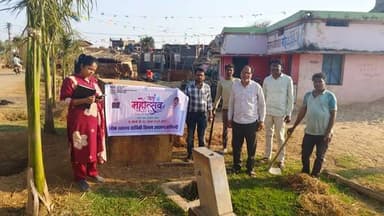 #बालाघाट
जल महोत्सव के तहत मोहगांव खुर्द में स्वच्छता एवं जागरूकता अभियान
जल जीवन मिशन के अंतर्गत विकासखंड वारासिवनी के ...