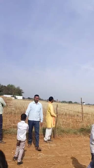 पहली बार बारात आई है बाहरोलीपुरा रतवा भिंड मध्य प्रदेश में हेलीकॉप्टर से