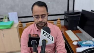 सारण जिला में एलपीजी की उपलब्धता के बारे में जानकारी देते हुये जिलाधिकारी श्री वैभव श्रीवास्तव
#LPGSupply
#saran
#chap...