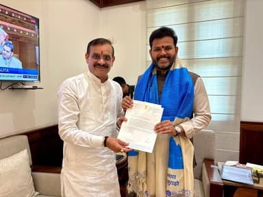 बीडी शर्मा के प्रयासों से एयर इंडिया की खजुराहो को दिल्ली और वाराणसी के साथ जोड़ने वाली नई उड़ान
छतरपुर खजुराहो भारतीय ज...