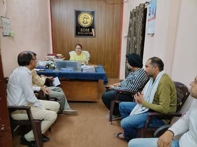 💠 घरेलू गैस की पर्याप्त उपलब्धता, कमर्शियल सिलेंडर आपूर्ति पर सख्त निगरानी के निर्देश
💠 एसडीएम ने एलपीजी गैस एजेंसी संच...