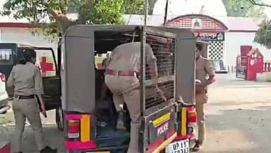 #दिल्ली-सहारनपुर नेशनल हाईवे पर “यह सड़क मुसलमानों के लिए नहीं है” लिखने के मामले में पुलिस ने कार्रवाई की है।