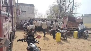 करौली:टोडाभीम गेस एजेंसी पर सिलेंडर के लिए मशक्कत करते दिखे उपभोक्ता #57newskarauli #GasCylinder