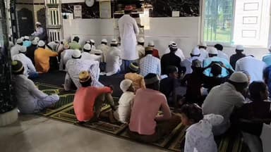 ईदगाह मस्जिद रामपुर मोड़ में मौलाना ईनायत कलीम साहब के द्वारा पूरे अकीदत के साथ पढ़ाया गया अलविदा की नमाज अलविदा की नमाज...