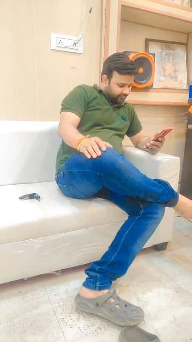 मैं जमीन से उठ कर आया हूं मेरी जड़ें बहुत गहरी है आपको भारी पड़ेगा 🙏